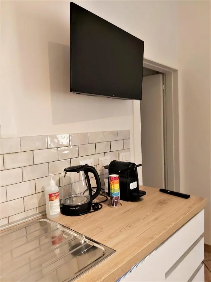 Bologna Apartment 0*,  Italia
