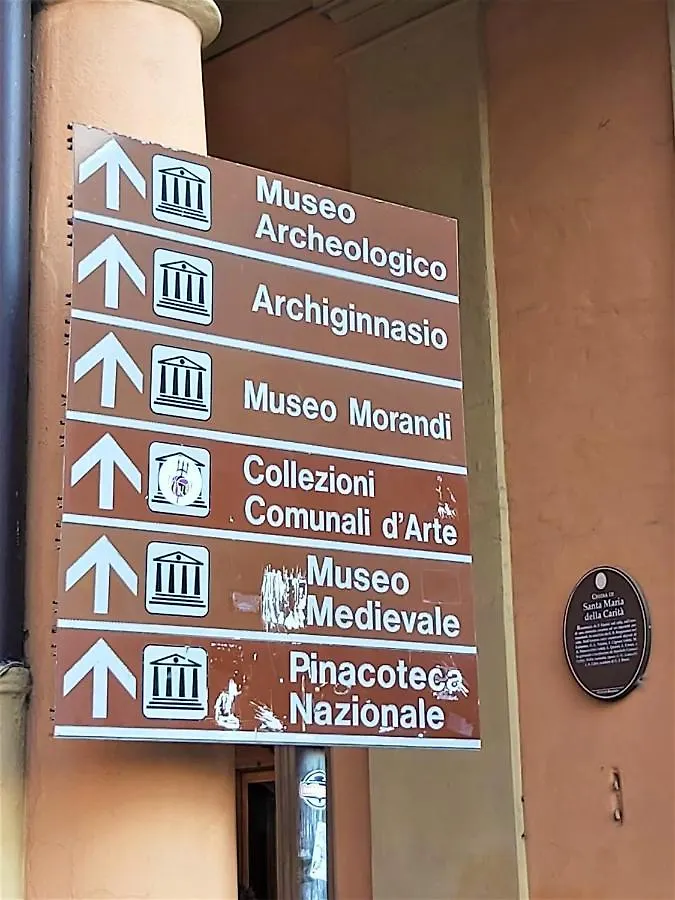 Bologna Apartment 0*,